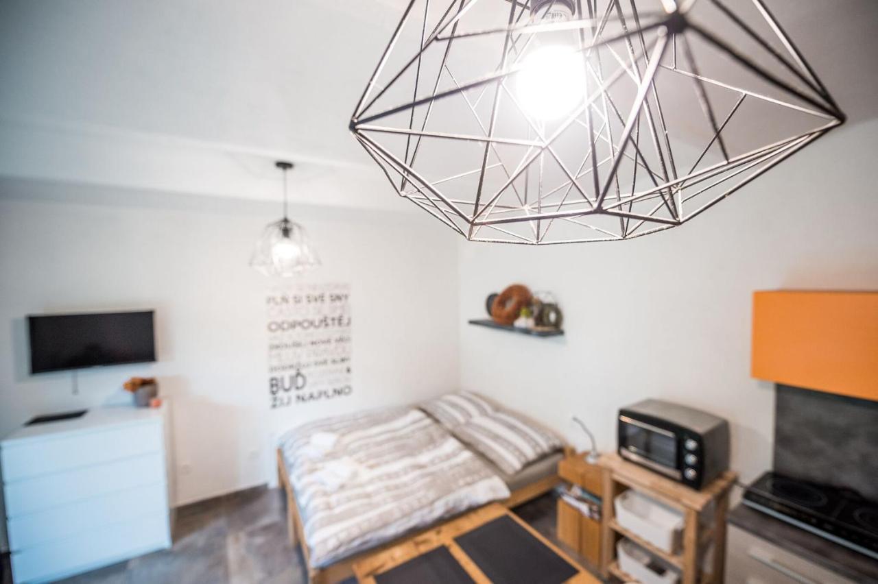 Apartman Ve Dvore Ratiskovice المظهر الخارجي الصورة